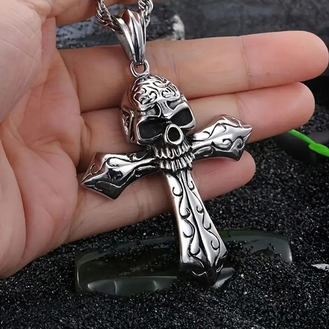 Skull cross outlet necklace