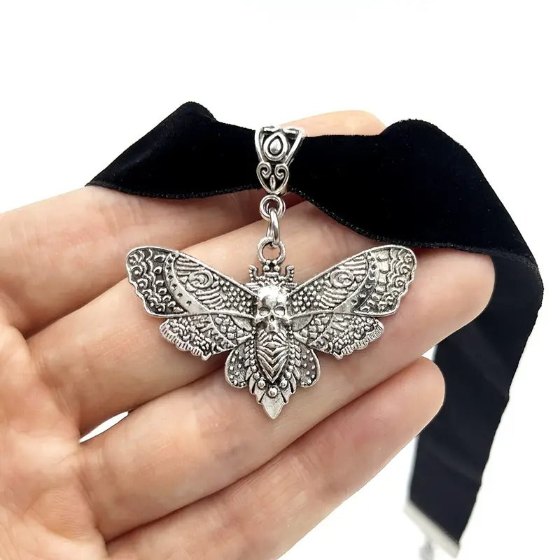 Death Moth Velver Choker