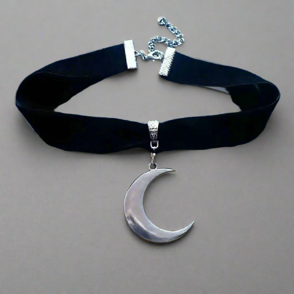 Velvet Moon Choker